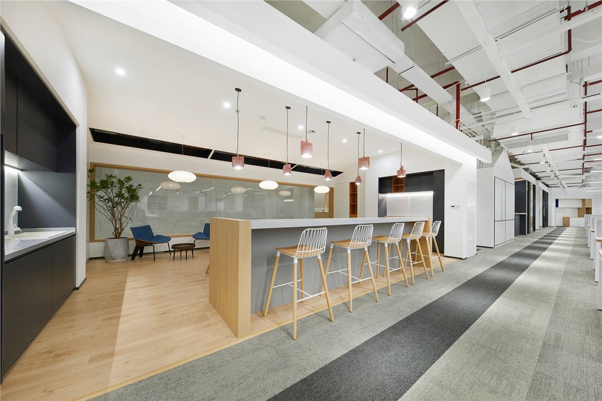 用户至上、勇于担当、持续创新